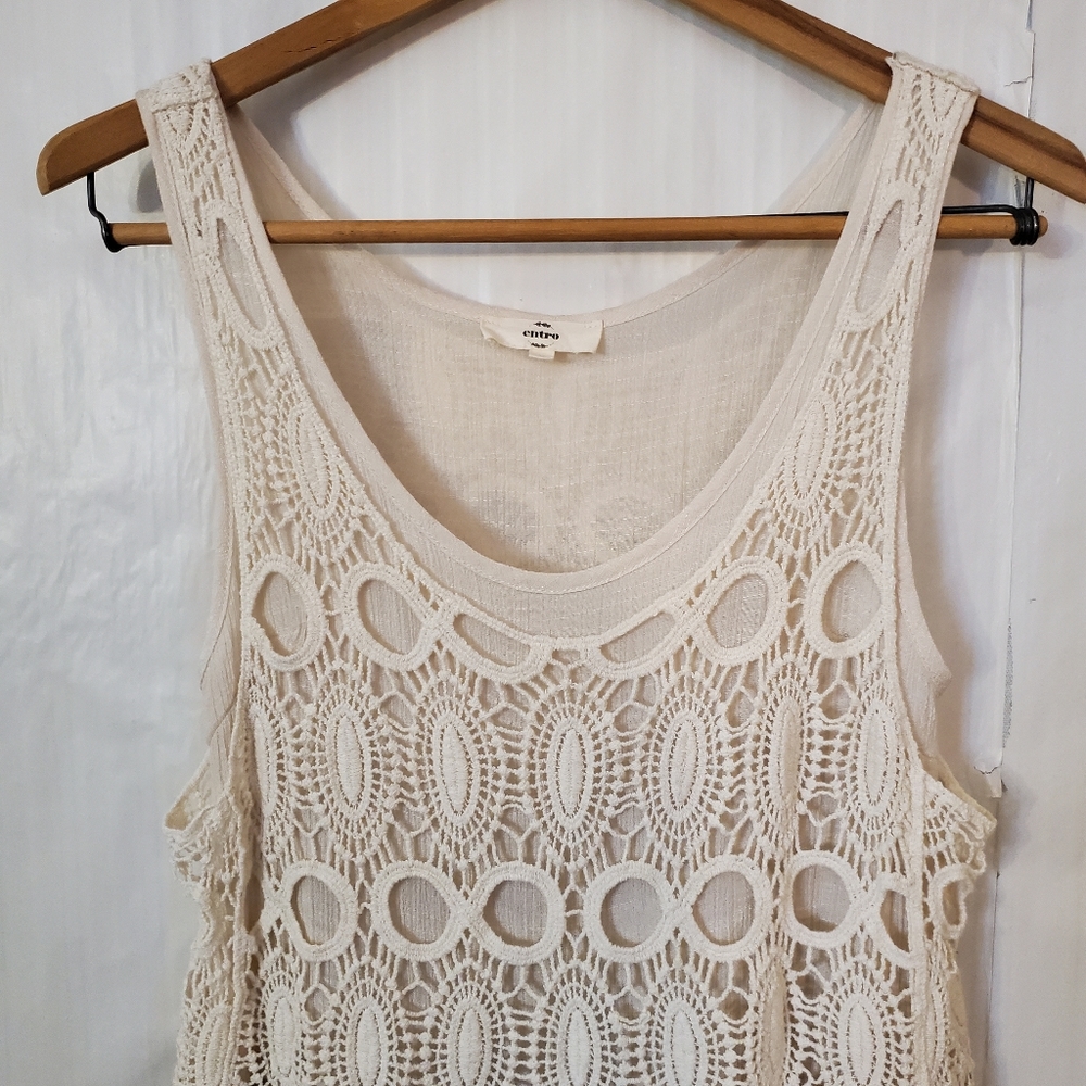 L Ladies Tan Boho Crocheted Tank Top - Picture 5 of 5
